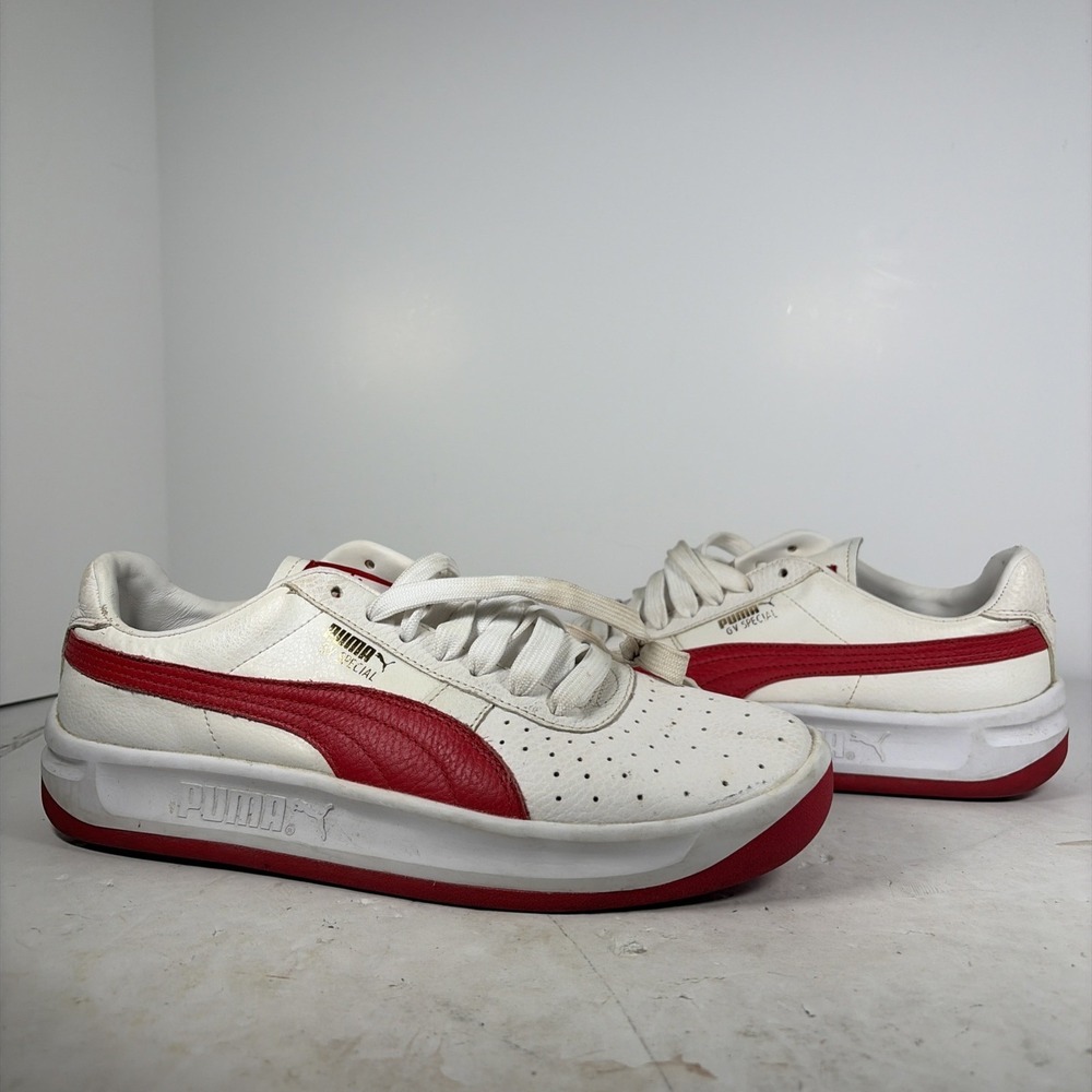 Size 8 PUMA GV‎ Special Ribbon Red Sneakers 366613-07